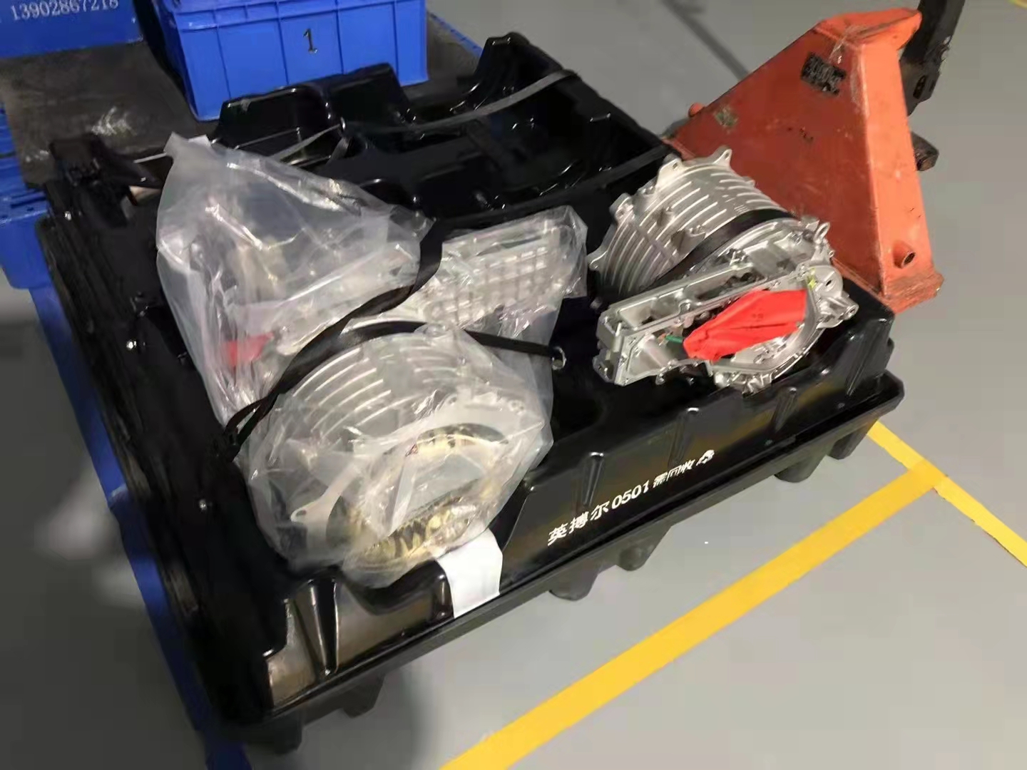 汽車(chē)變速箱吸塑托盤(pán)